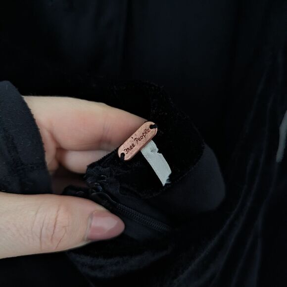 Free People black velvet open low back Chelsea long sleeve narrow mini dress - Picture 4 of 7